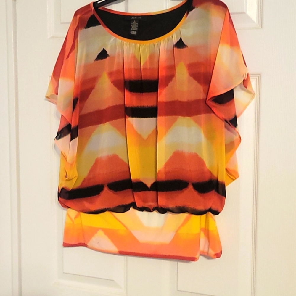 💥💥💥 4 items for $12 💥💥💥     Bright orange and yellow shirt (L)